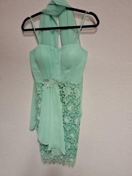 Abendkleid/Cocktail-Kleid, in Farbe mintgrün mit Spitze und Strasssteine