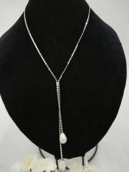 Halskette, silber mit zwei tropfenförmige Perlen